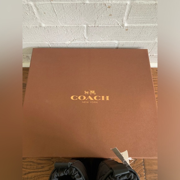 Coach Black Quilted Samara Aniline Snow boots Women Size 6 NWT - Picture 4 of 7